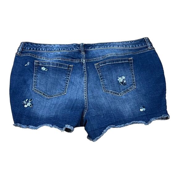 Torrid Floral Embroidered Denim Shorts - Picture 4 of 5